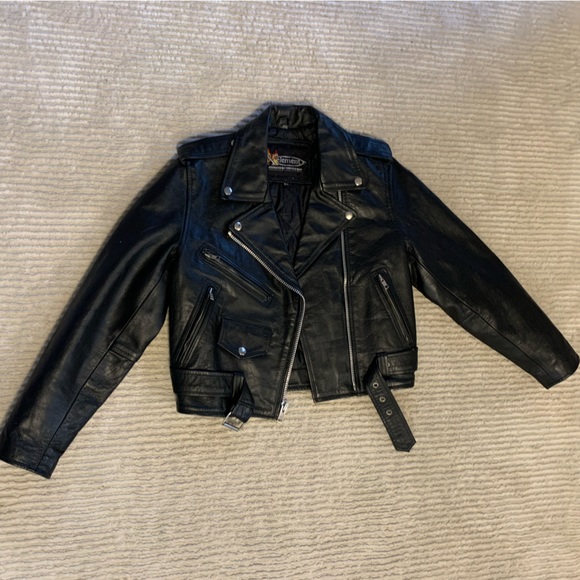 Vintage Women’s Leather Jacket- Advanced Motorcyle Gear - Picture 11 of 11